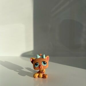Littlest Pet Shop Cat #1335